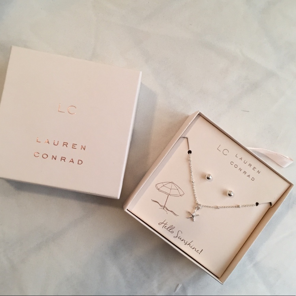✨Lauren Conrad Earring & Necklace Set✨